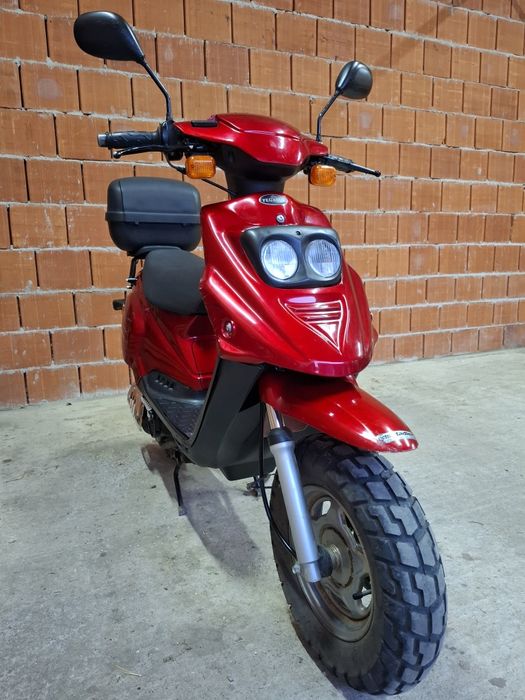 Vând scuter Pegasus Sky 125