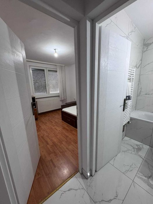 Vand apartament 2 camere, et. 3, Carpati 1