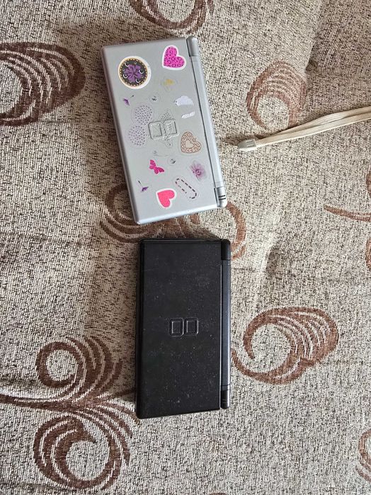 Nintendo DS lite