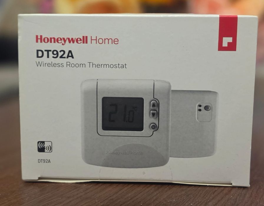 Termostat wireless Honeywell Home DT92A   NOU