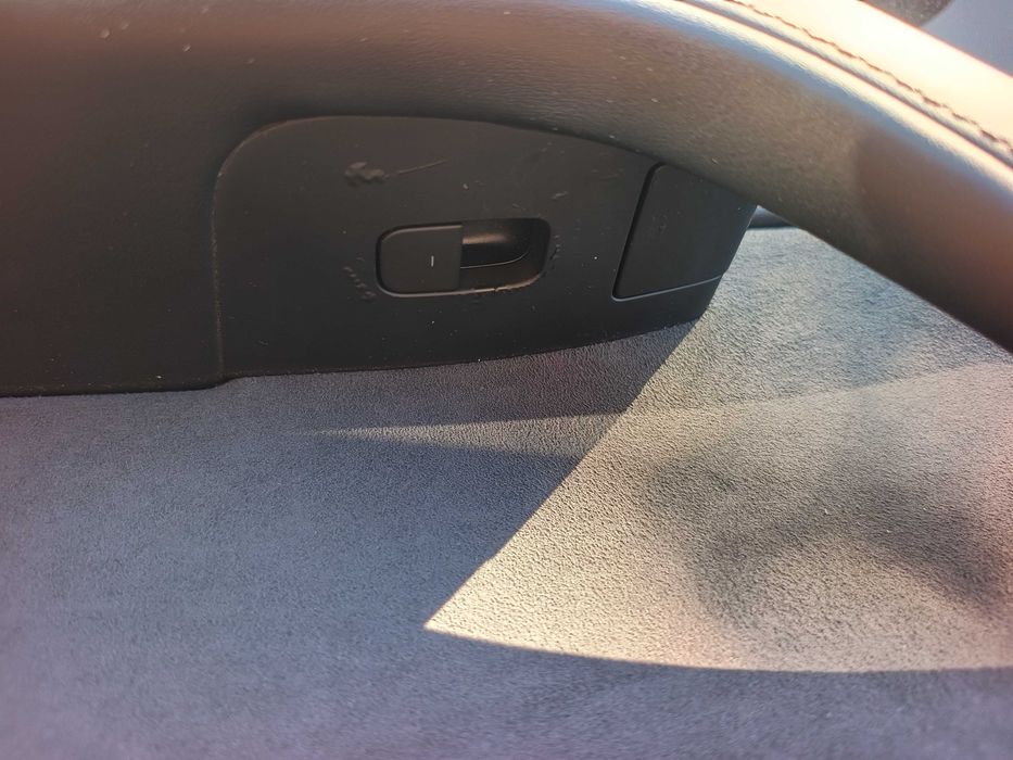Fata Usa Tesla Model Y 2023 Pasager Dreapta Fata Tapiterie