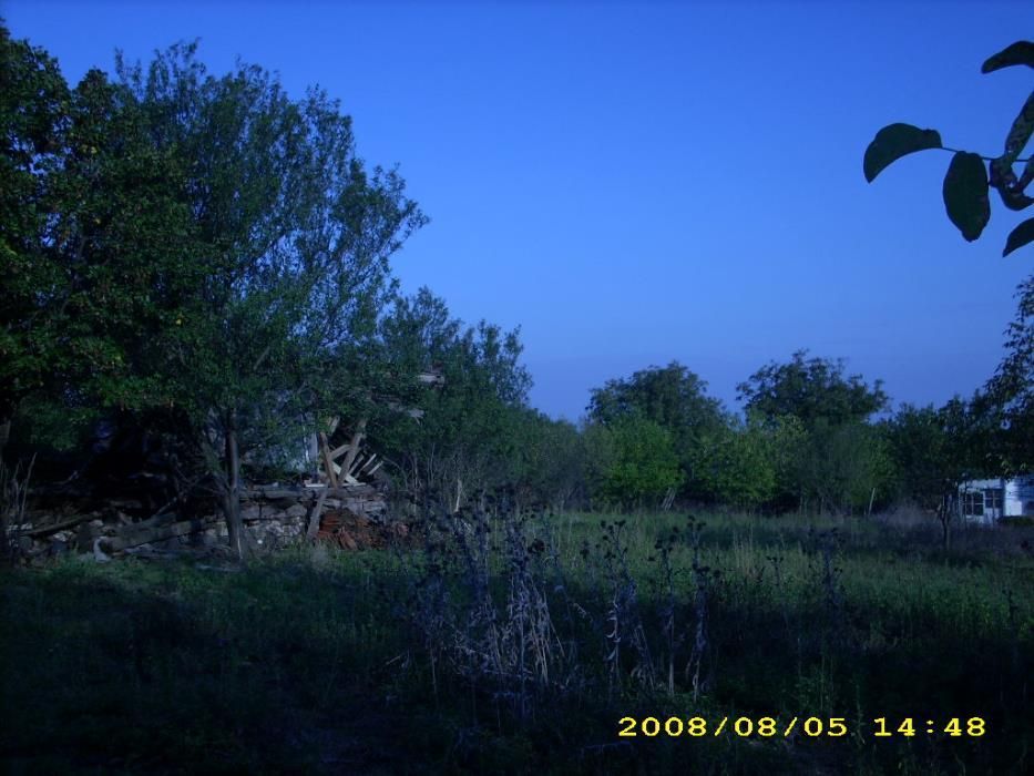 Двуетажна къща за реновиране с.Недялско