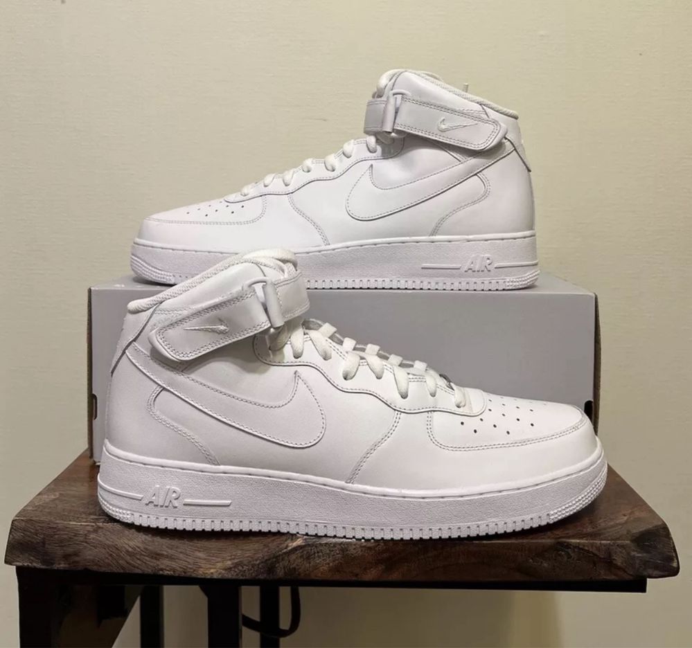 Nike Air Force 1 ‘07 ‘Triple White’ Sneakers deals