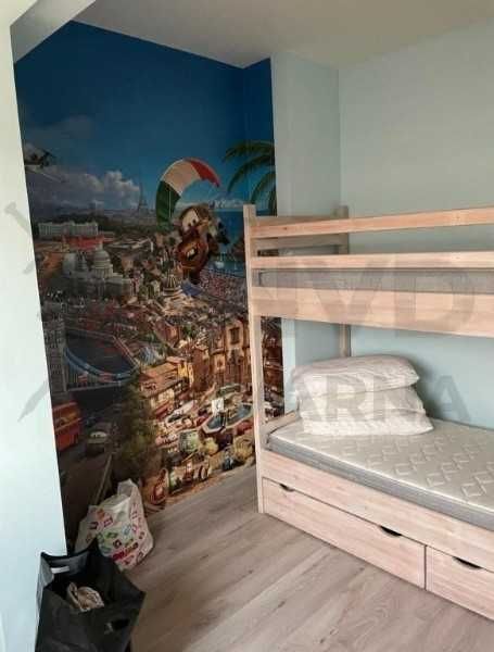 Дава се под наем тристаен апартамент в Чайка! 21891522