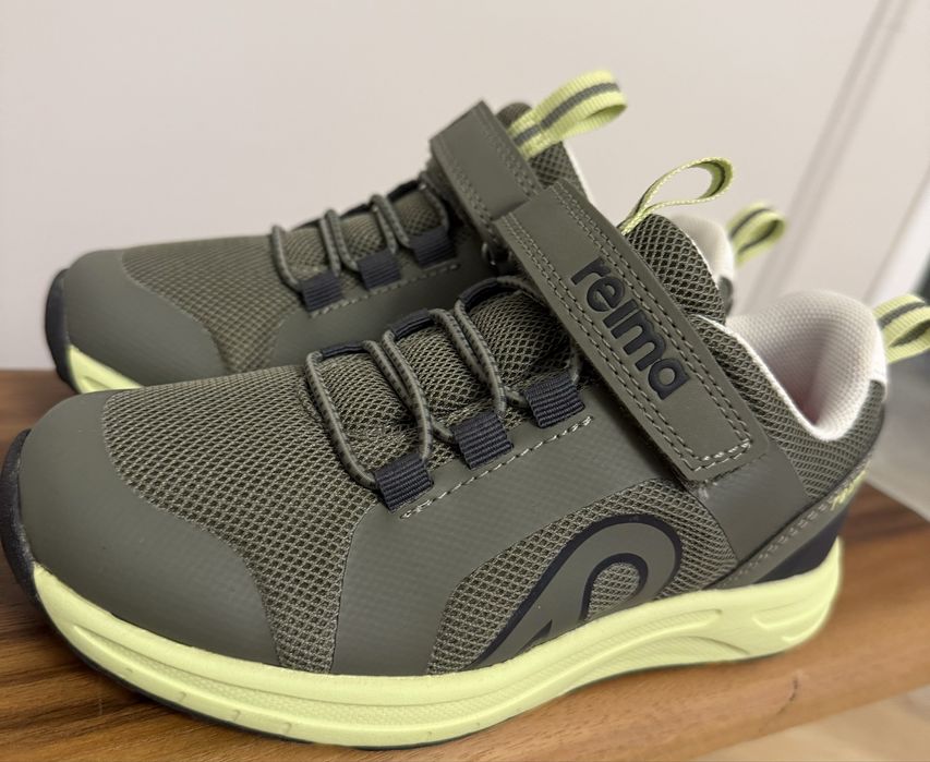 Продам детские кроссовки оригинал Reima