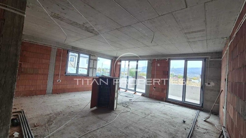 Тристаен апартамент в Беломорски