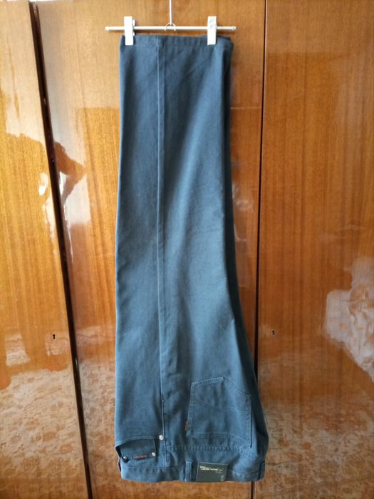 Джинсы мужские ,демисезонные, темно-синего цвета