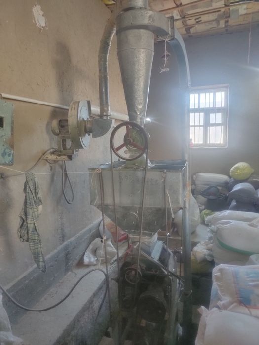 Un tegirmon va tozalagich