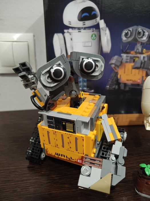 Конструктор Wall-e and Eve (Валли и Ева)