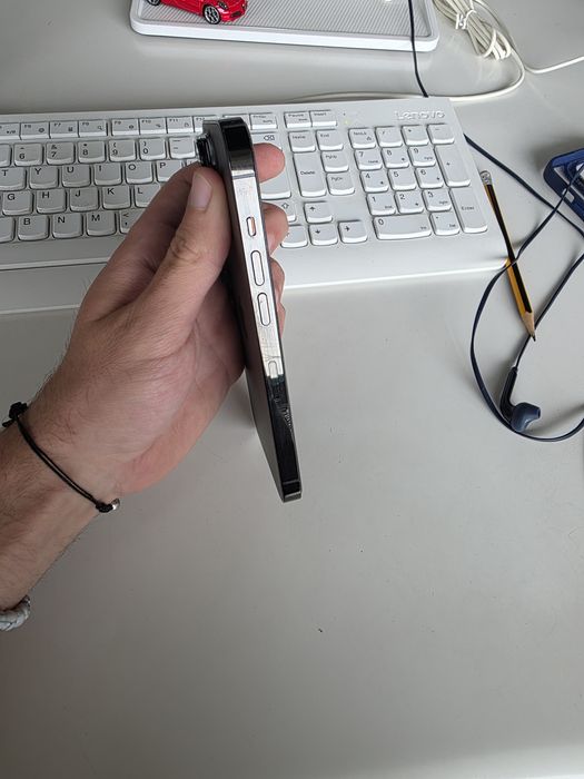 Vând Iphone 14 pro
