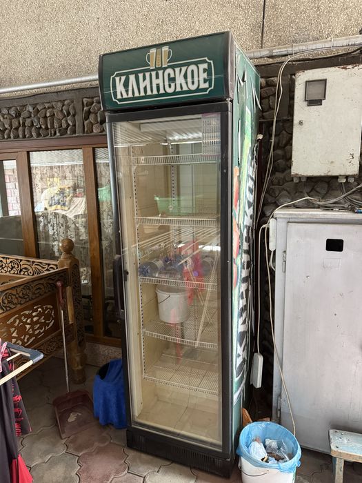 Продам холодильник Рабочий для напитков