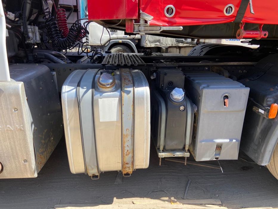 Продам фуру тягач