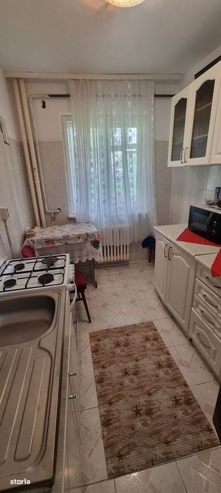 Apartament 3 camere decomandat zona Campus Constanța