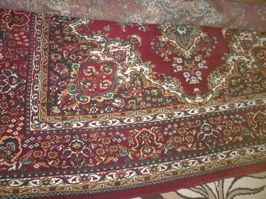 Продам натуральный ковер