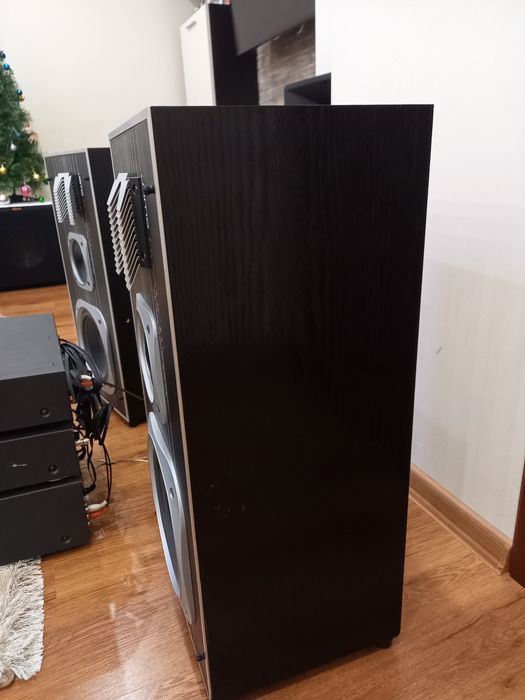 Тонколони JAMO DYNAMIC 100