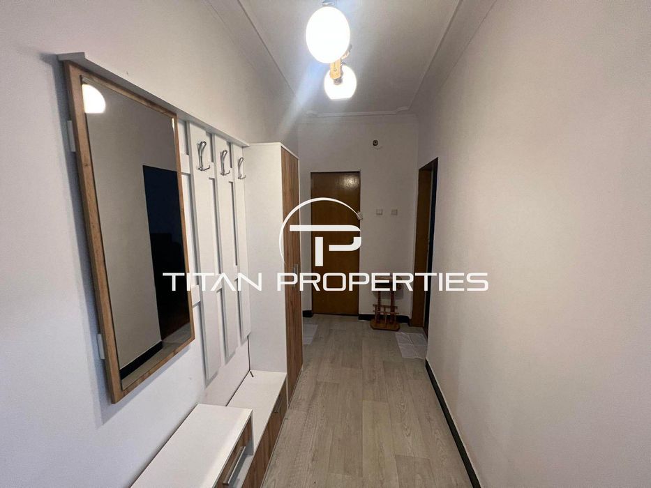 Дава се под наем Тристаен апартамент в Варна, Център - 110 кв.м за 698.19 € - Снимка #5