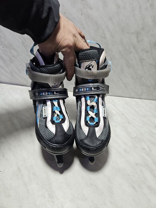 Patine 1016 gheata reglabile   marime 34-35-36-37.