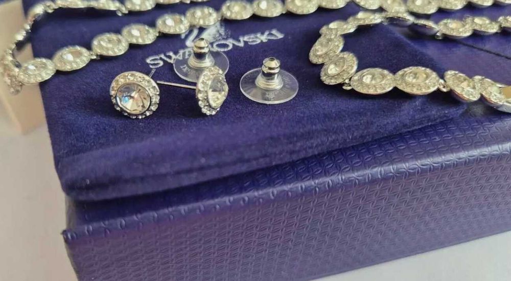 Set Swarovski Angelic Argintiu - Colier/Bratara/Cercei