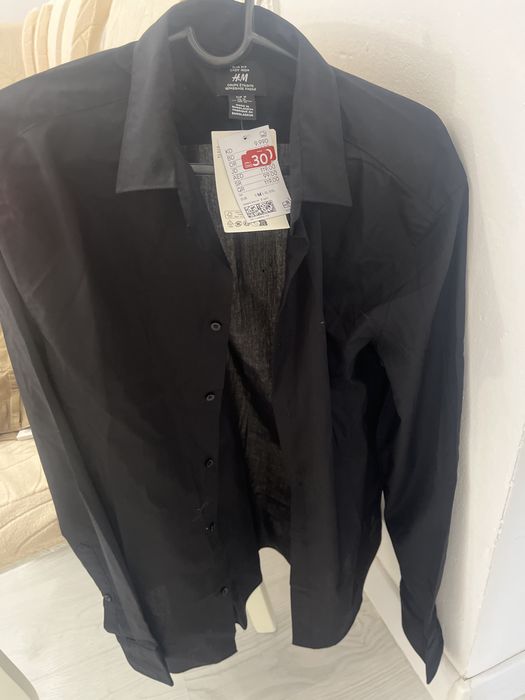 Продам джинсы в подарок рубашка