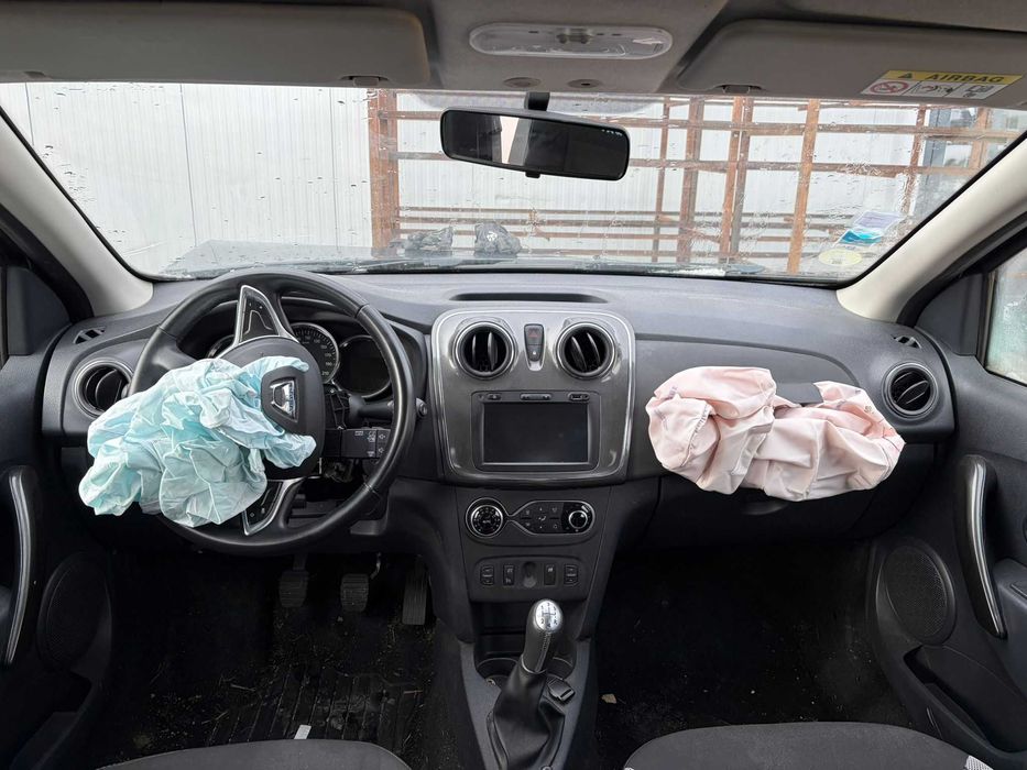 Dezmembrez Dacia Sandero Stepway 1.5 BlueDci 95 cai 70.000 km an 2020