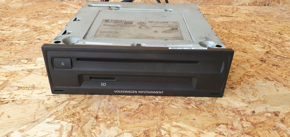 Unitate navigație MIB 2 Passat B8 / Golf 7 cod 3Q0035819B