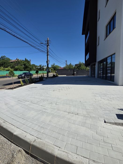 Spatiu comercial 108 mp