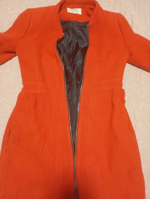 Дамско палто на ZARA