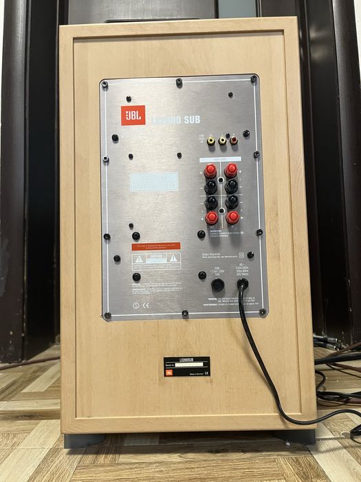 Subwoofer JBL-LX2000
