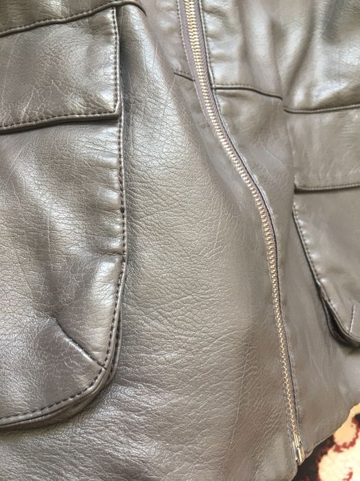 Продам кожаную куртку