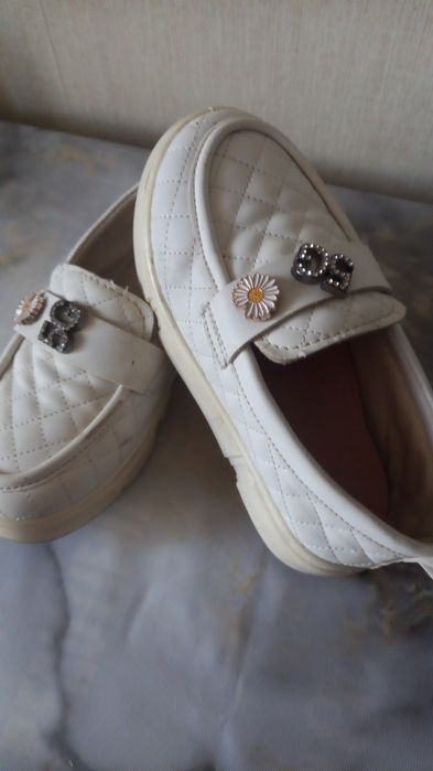 Продам лоферы для девочки