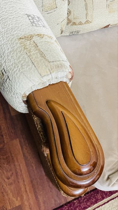 Продается диван компактный  РОССИЯ