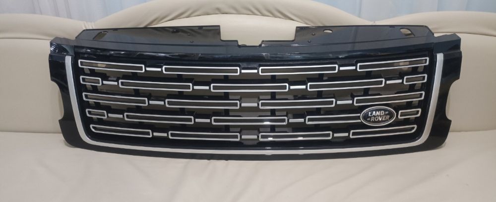 Решетка решётка радиатора Рендж Ровер L405