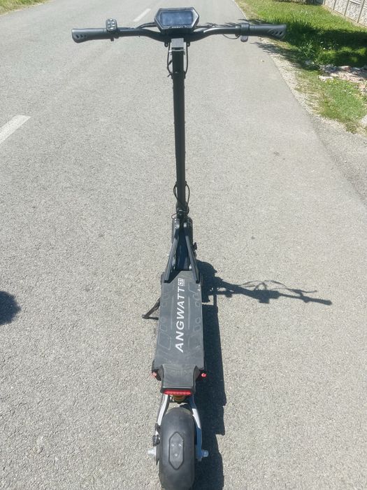 Vand trotineta Angwatt