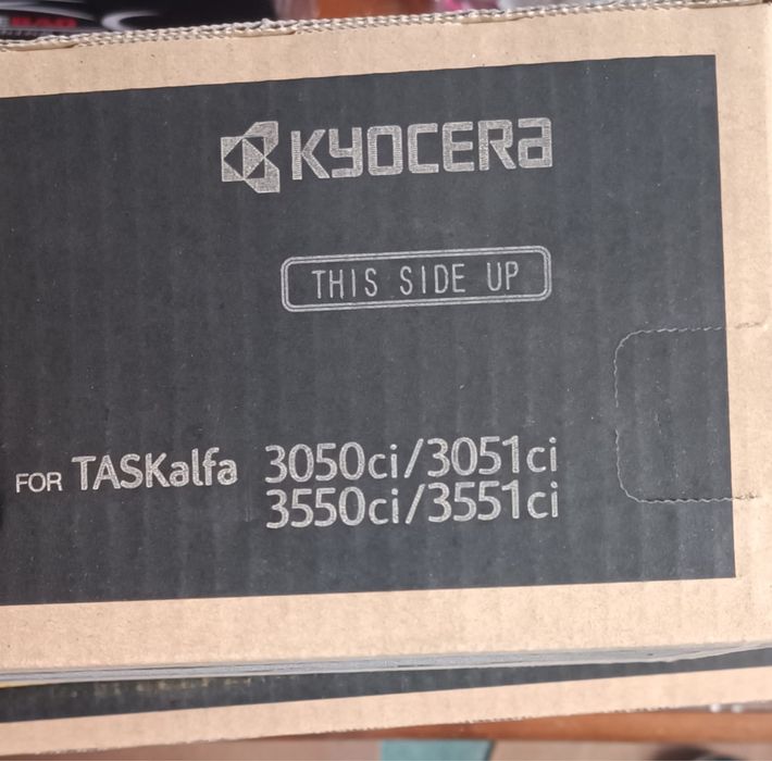 Kyocera Toner kit TK-8305