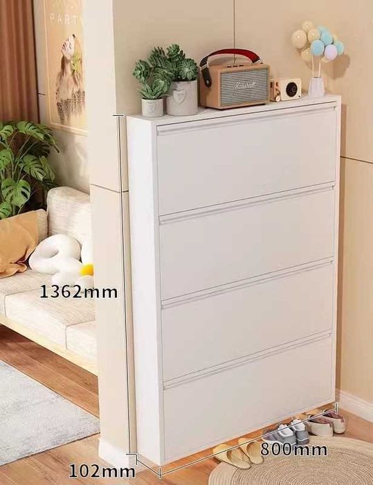 Shkaf kirish joyiga – oyoq kiyim uchun tortmali