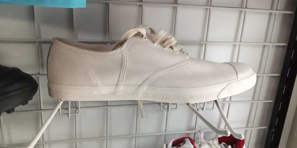 маратонки тибхар нови