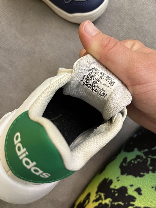 Маратонки Адидас 20/21/23 номер