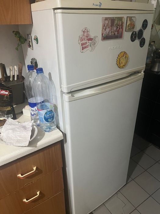 Продается двухкамерный холодильник Nord.