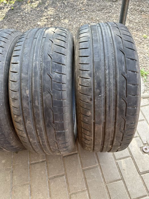 Cauciucuri 205 55 16 Dunlop 6 mm la 100 ron buc an 2020
