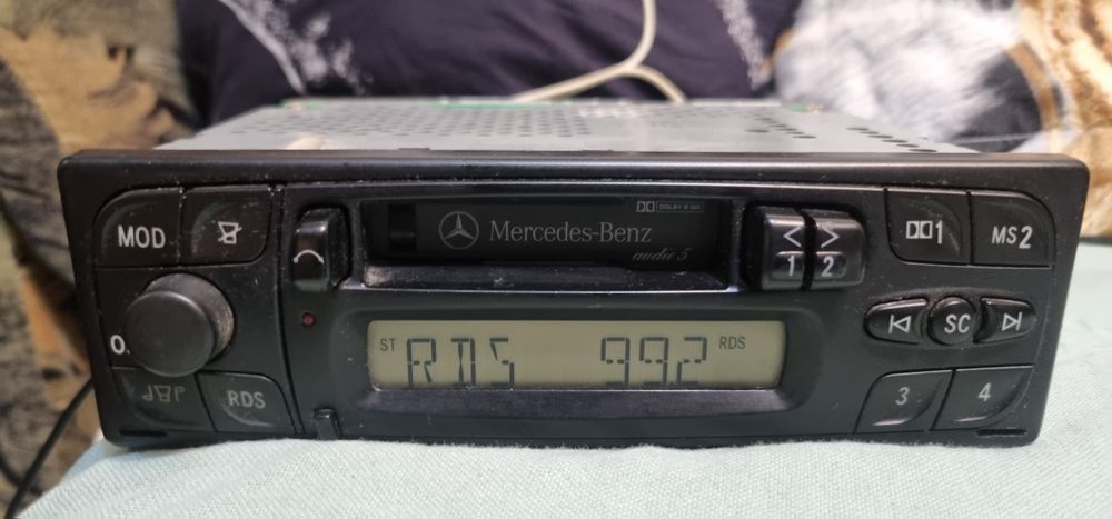 Radiocasetofon original Mercedes-benz