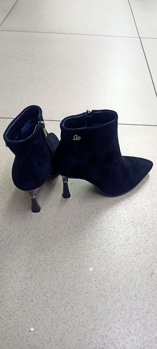 Осенние ботинки замшевые