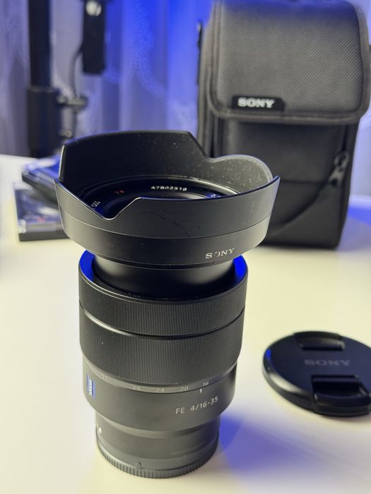 Sony FE 16-35mm F4 ZA OSS Zeiss