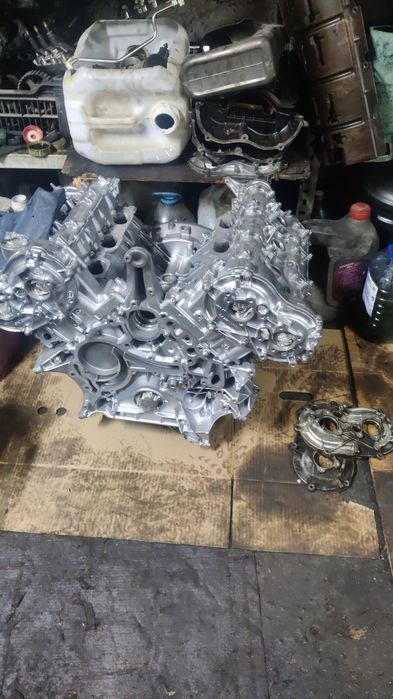 Продам двигателя м272 и 273 по запчастям