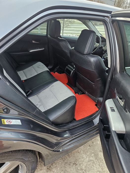 Продам машину камри 50