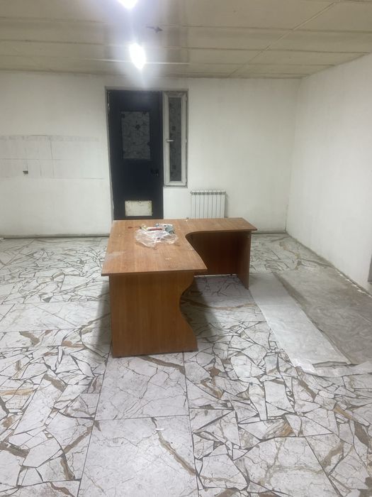 Сдам помещенье 100 кв. м