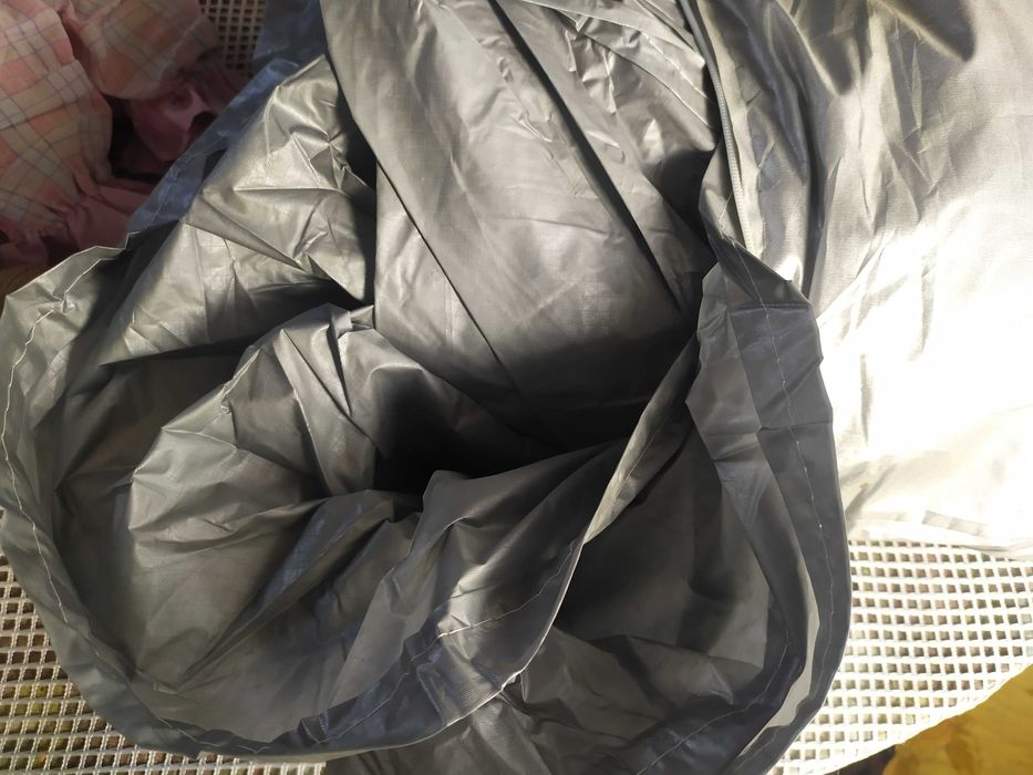 Тент защитный для кузова автомашины