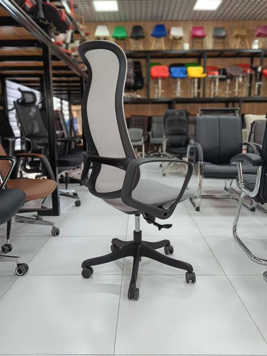 Кресло для офиса и дома - COZY  белый