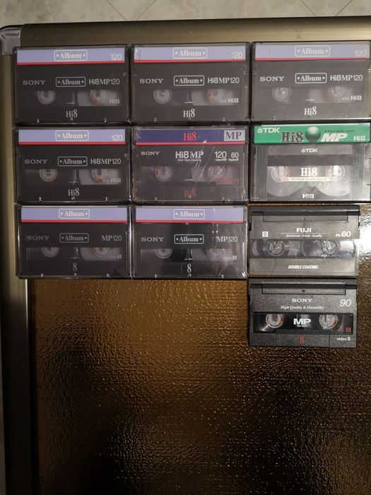 Нови видео касети VHS, VHS C и Hi8
