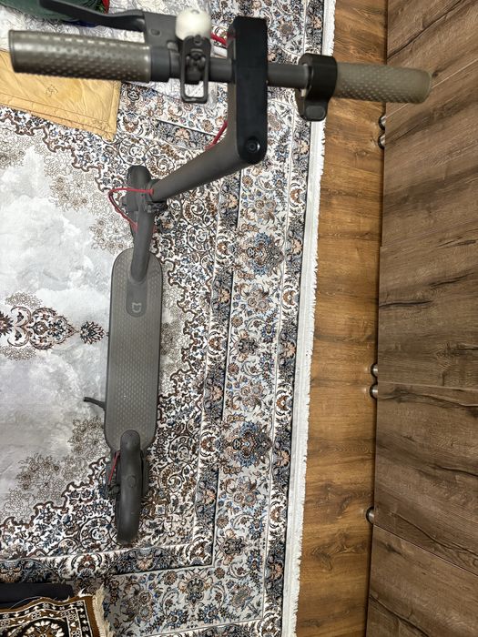 Xiaomi Mi Electric Scooter M365