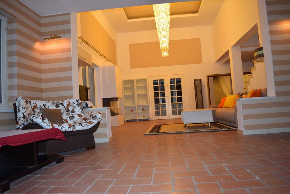 Vilă de Lux | Recent Renovată & Mobilată | Piscină & Grădină 1200 mp